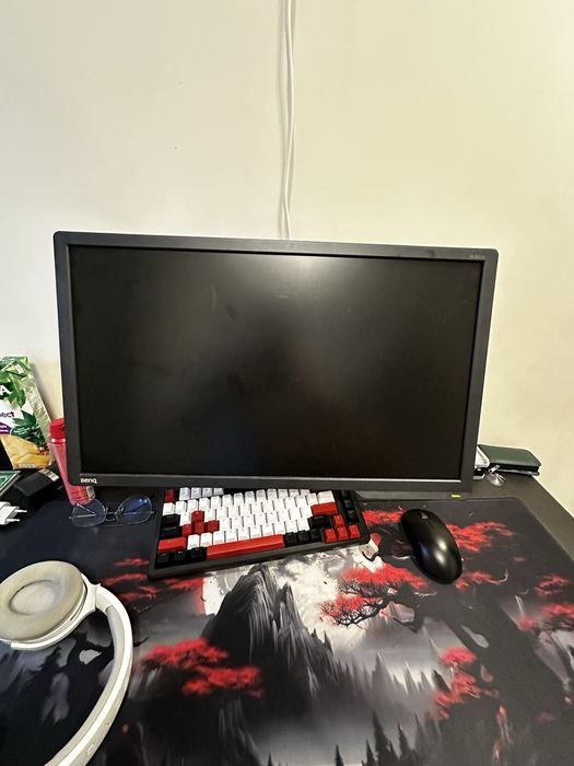 Продаю свой монитор BenQ 144 гц