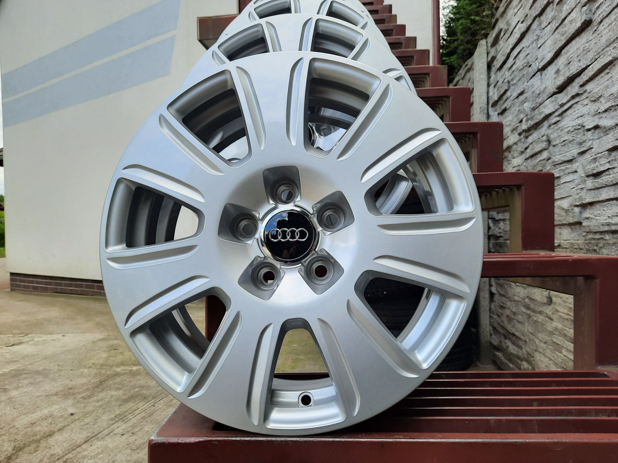 Alufelgi NOWE Audi 16 5x112 A3 A4 B6 B7 A8 Q3 Q2 TT ORYGINALNE!