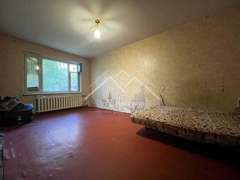 Продаж 2к квартири під ремонт на Сонячному