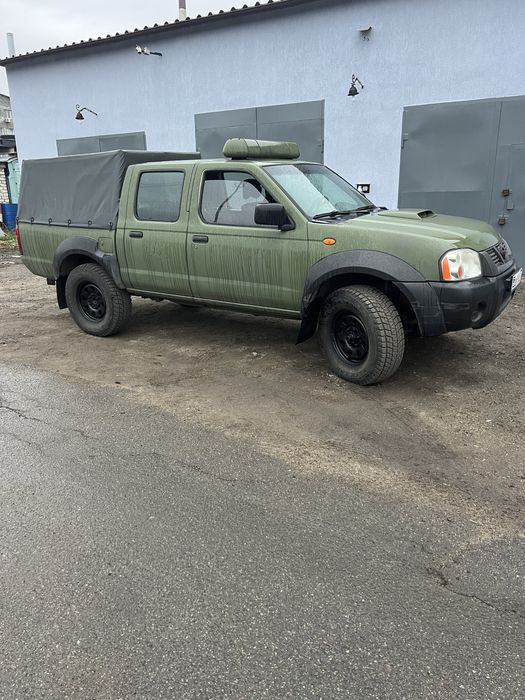 Nissan Navara NP 300 D22