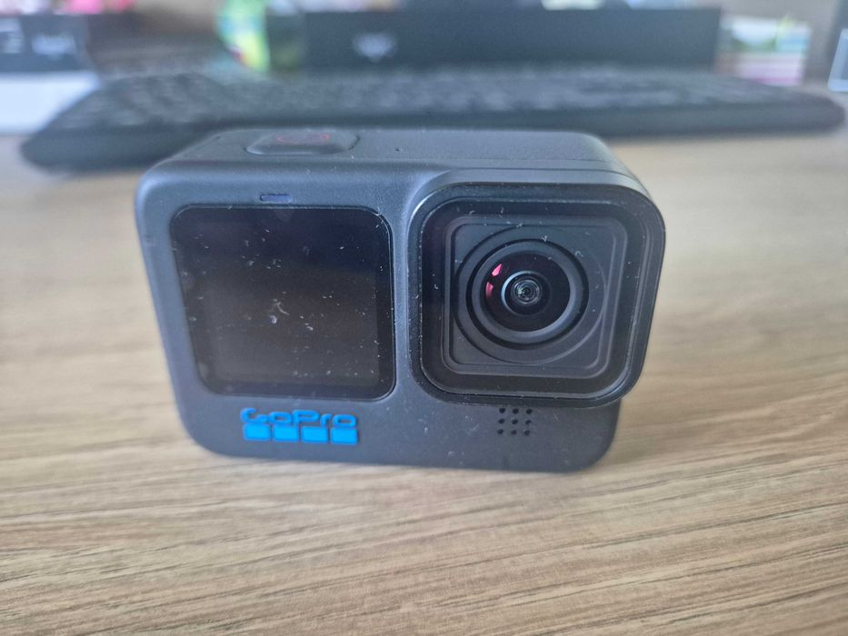 Gopro hero 11 + 3 baterie enduro+pokrowiec