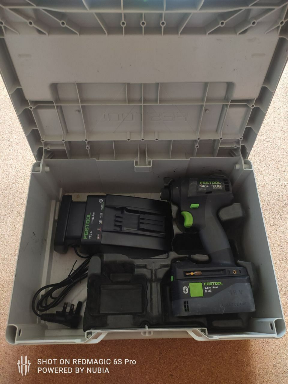 Festool TID 18 + Li-lon 5,2 А + TSL 6 (220)