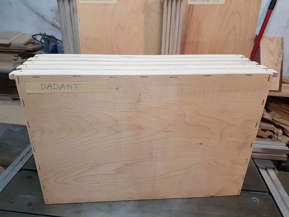 Zatwór Dadant gniazdowy ocieplony