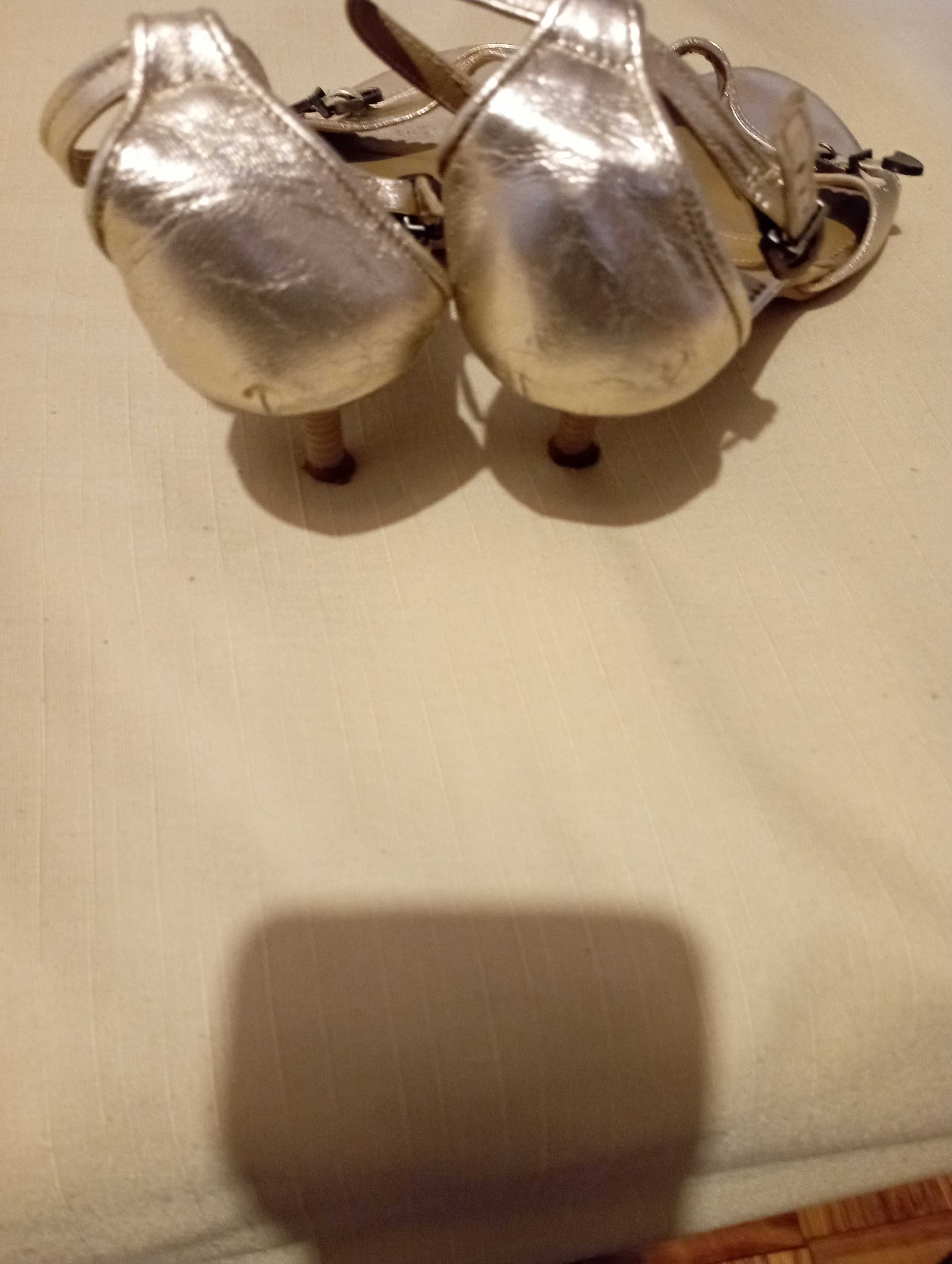Sapatos de senhora