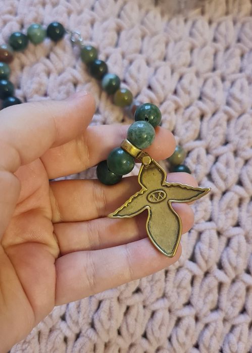 Буси з натурального каміння,мінанкарі