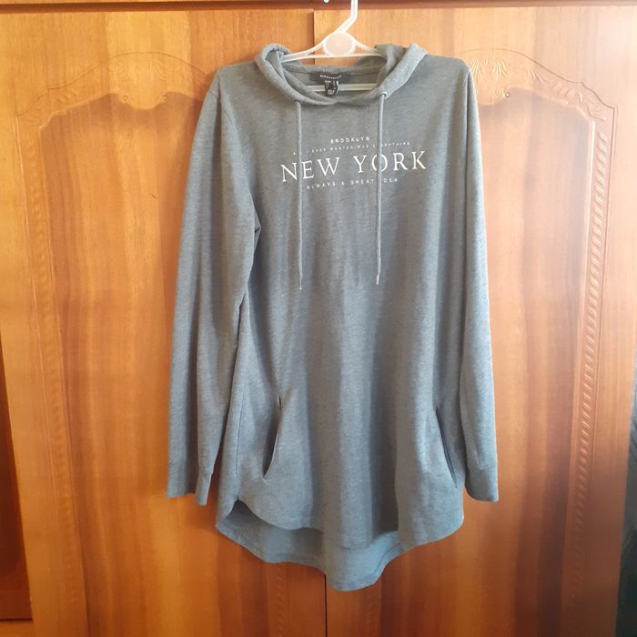 Комплект жіночого одягу