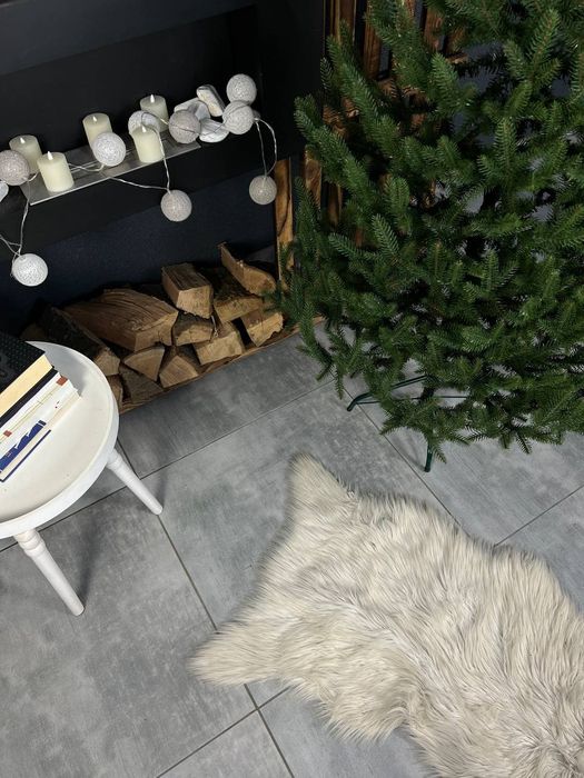 ялинка Віденська лита зелена 1,5м. в коробці