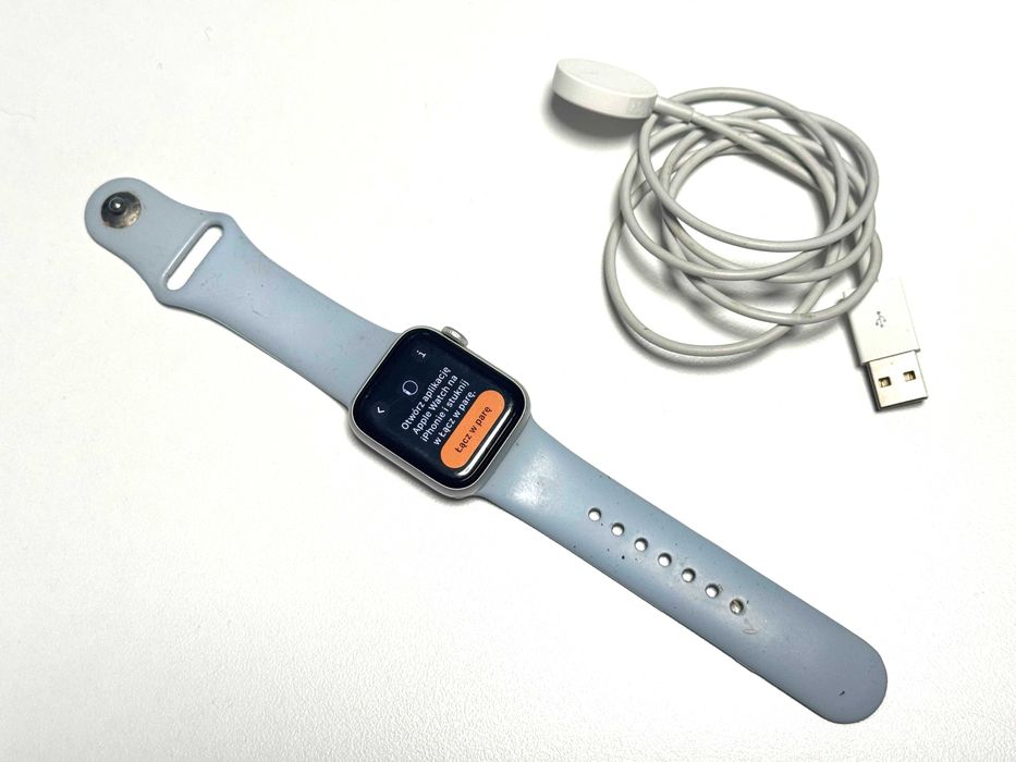 Smartwatch Apple Watch SE 40mm GPS 1st gen aluminium Bez blokad  kabel