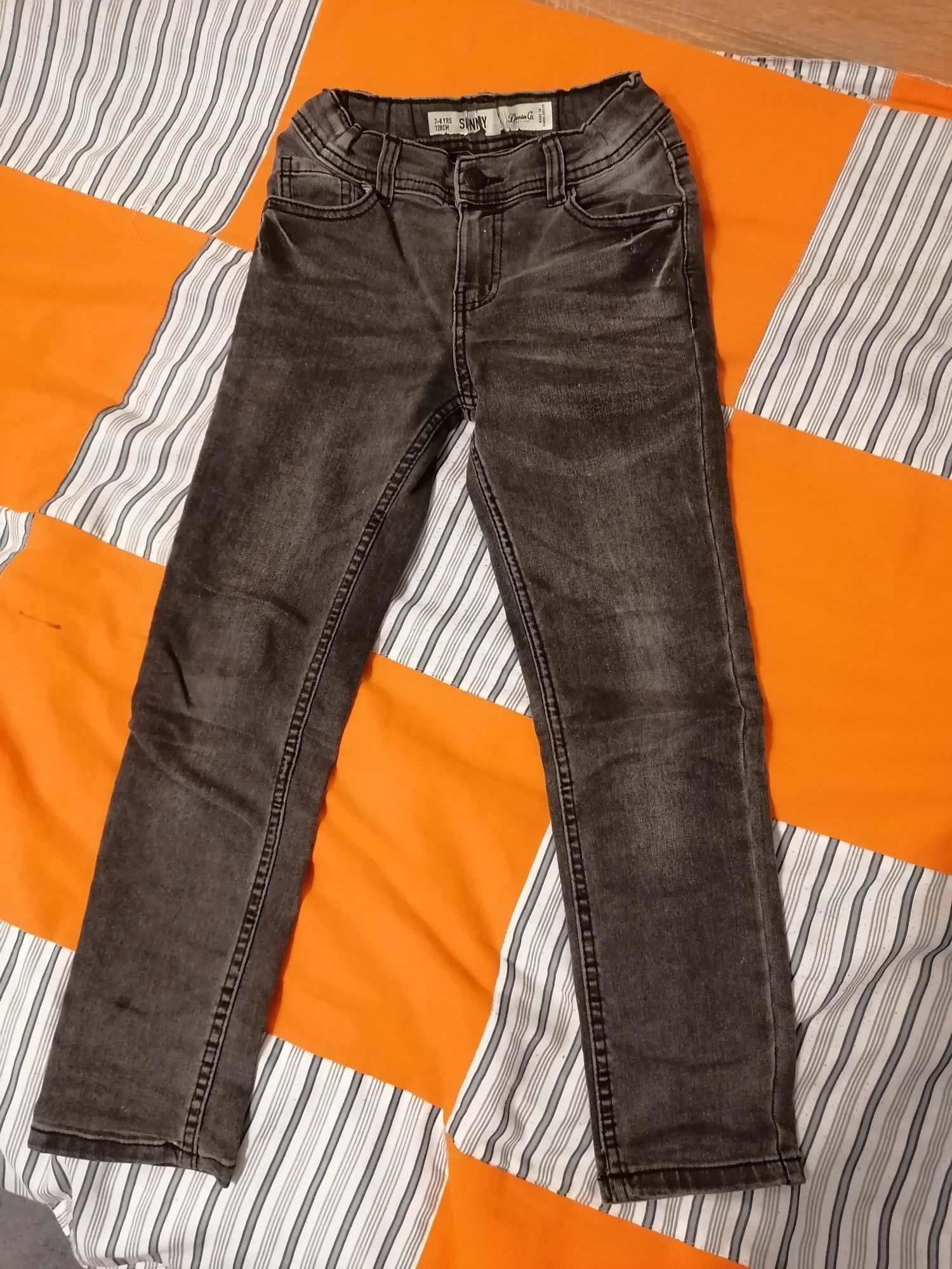 Spodnie jeans rozm. 128