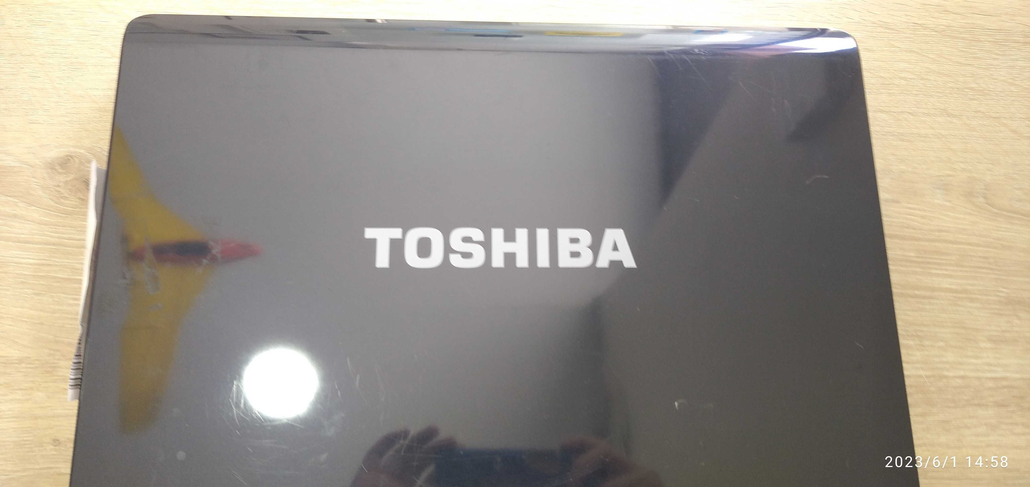 Portátil Toshiba Satellite A200-2B7