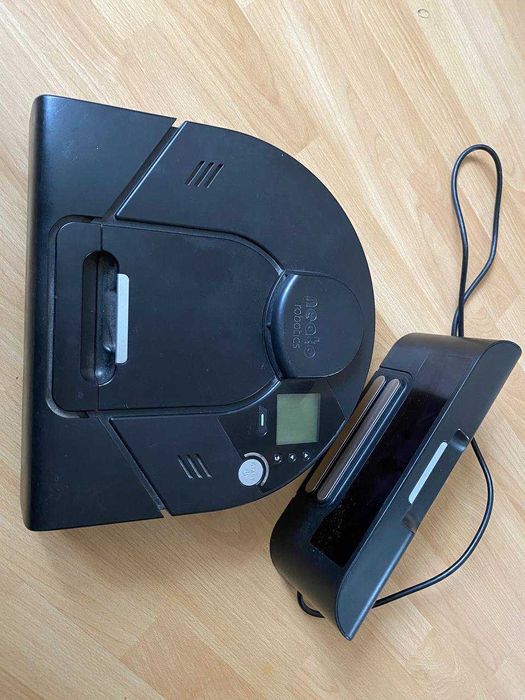 Робот пилосос Neato Robotics XV Signature