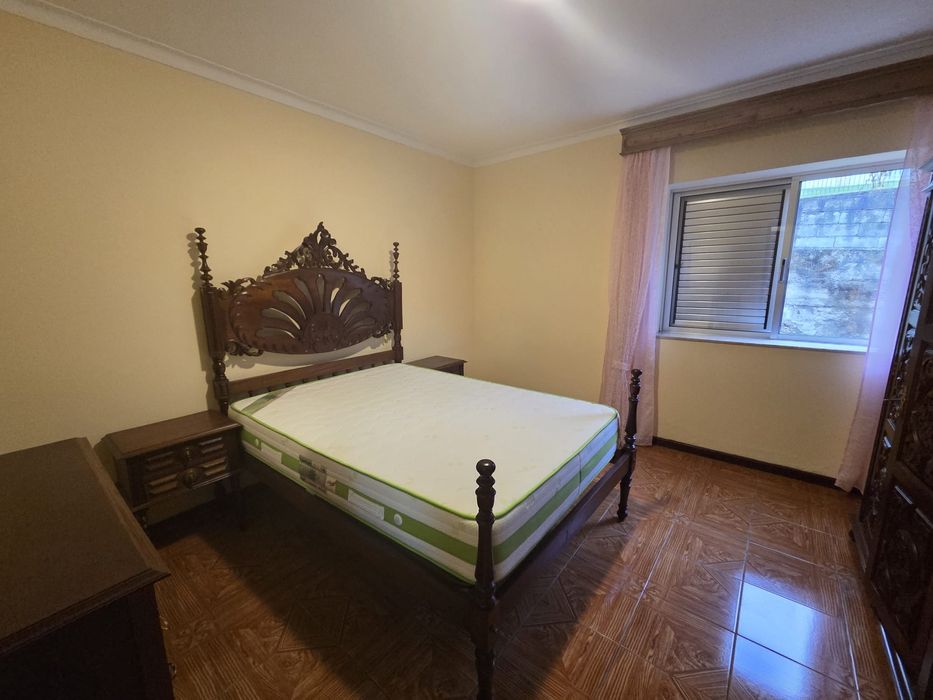 Arrenda se T2 andar moradia