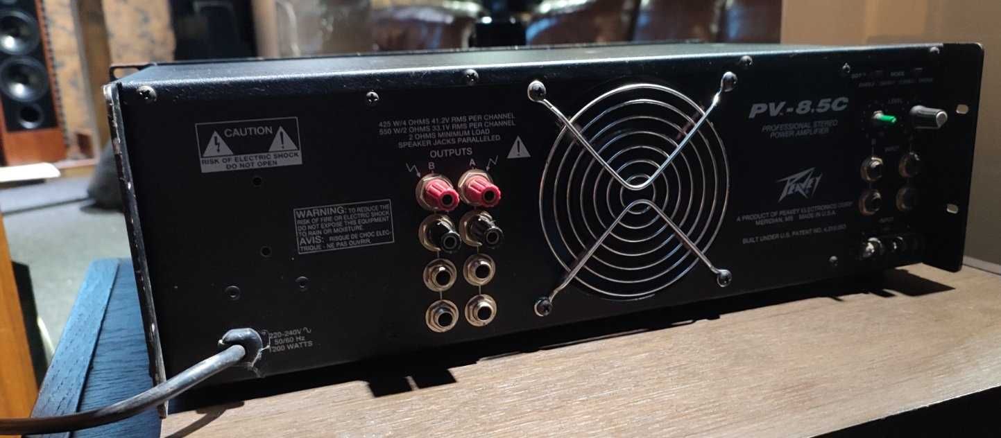 Peavey PV-8.5C made in USA мощнік 2 x 500 ватт