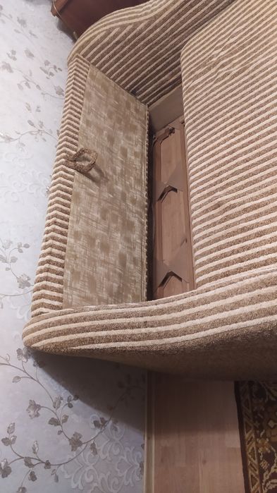 ДИВАН-КРОВАТЬ (1.40м ×1м95м)