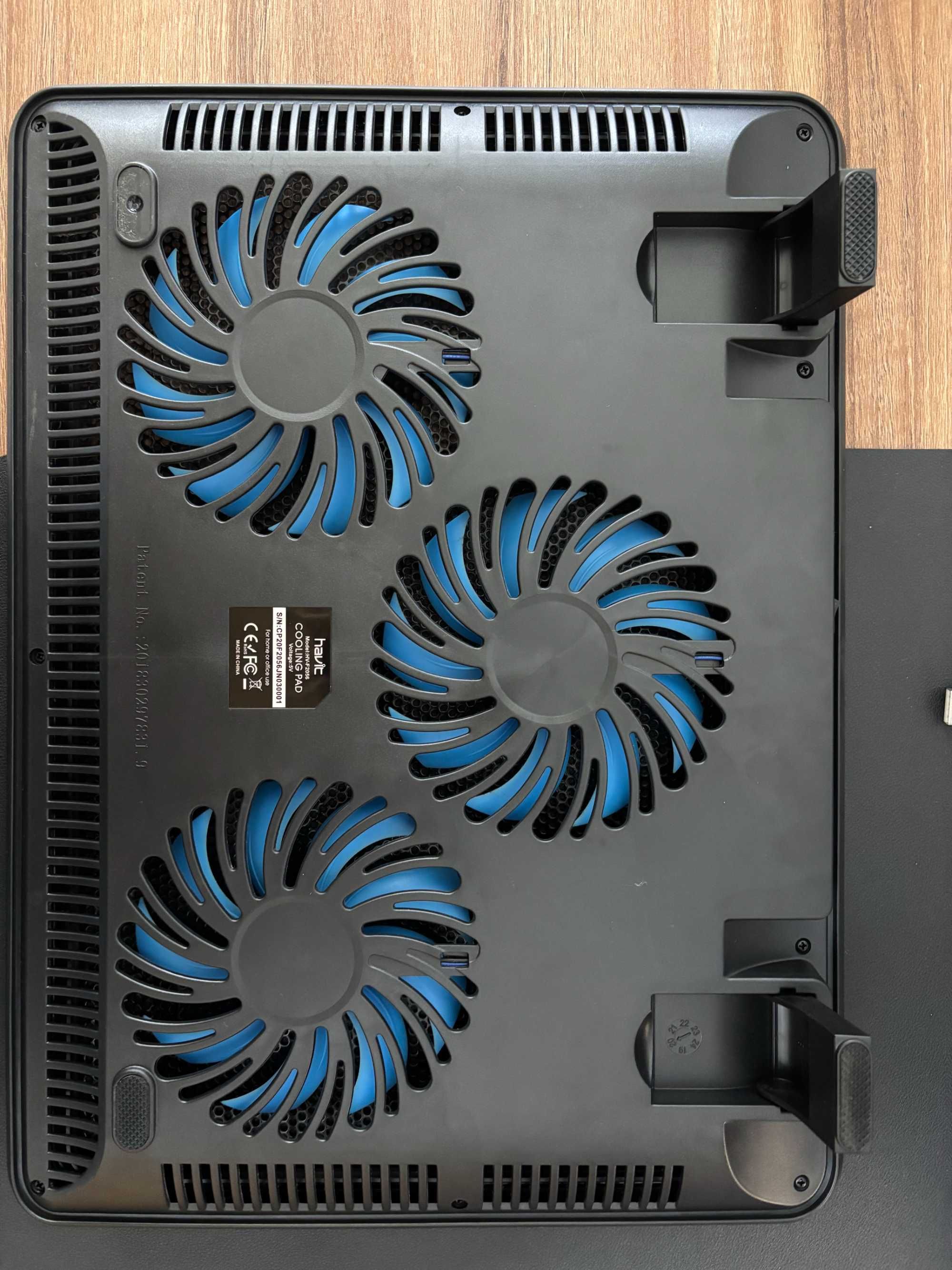 Base de arrefecimento para computador portátil