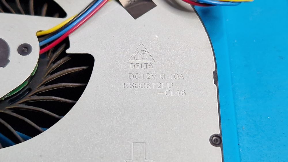 Ventoinha usada p/gráfica como nova Asus G750J