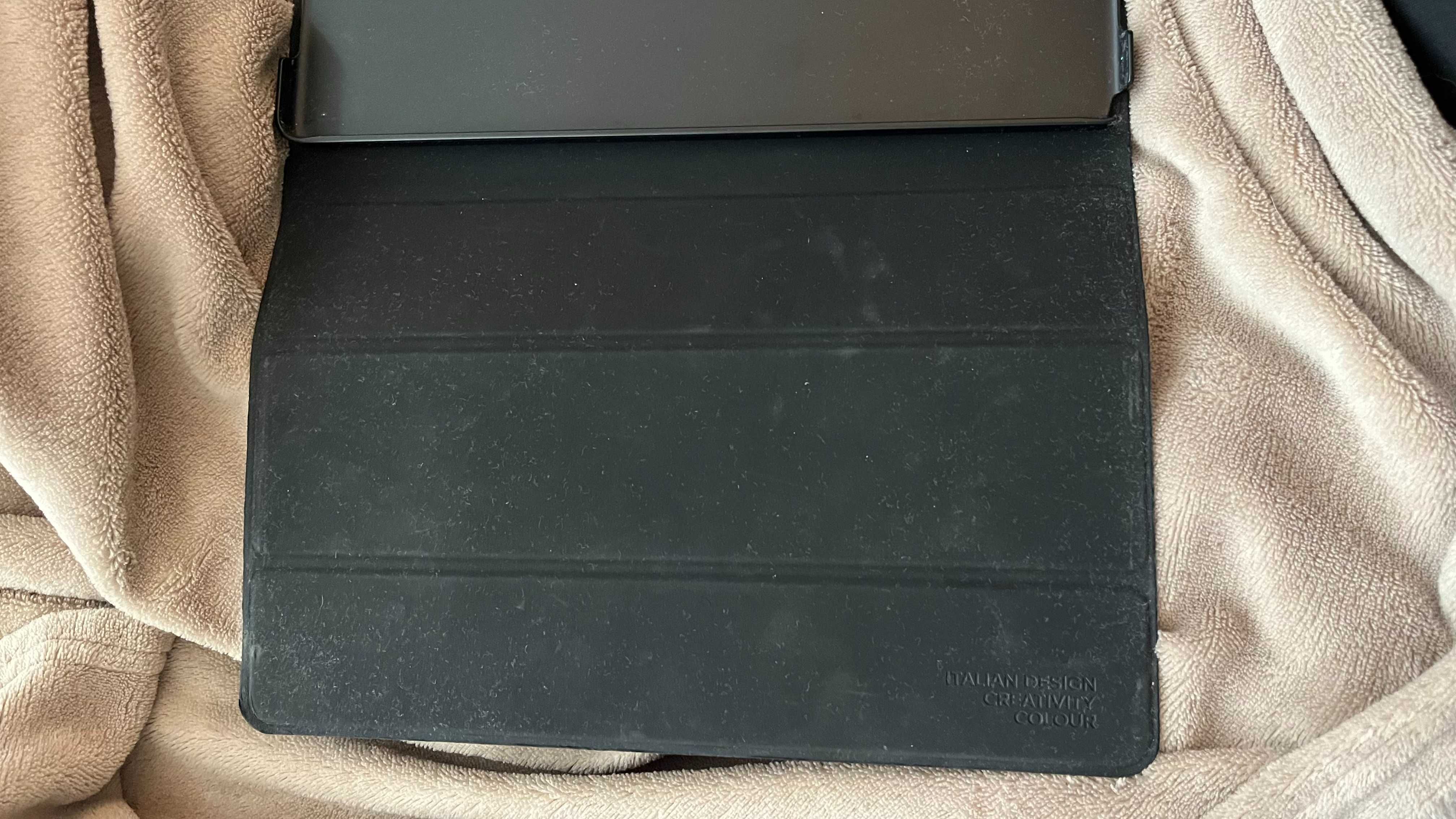 Capa para tablet da Tucano
