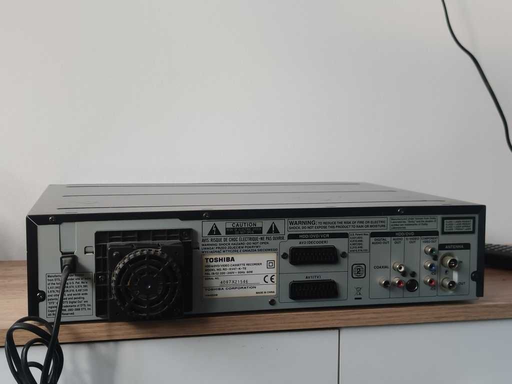 Toshiba RD-XV47 + pilot. Nagrywarka kopiarka DVD vhs hdd kasety video