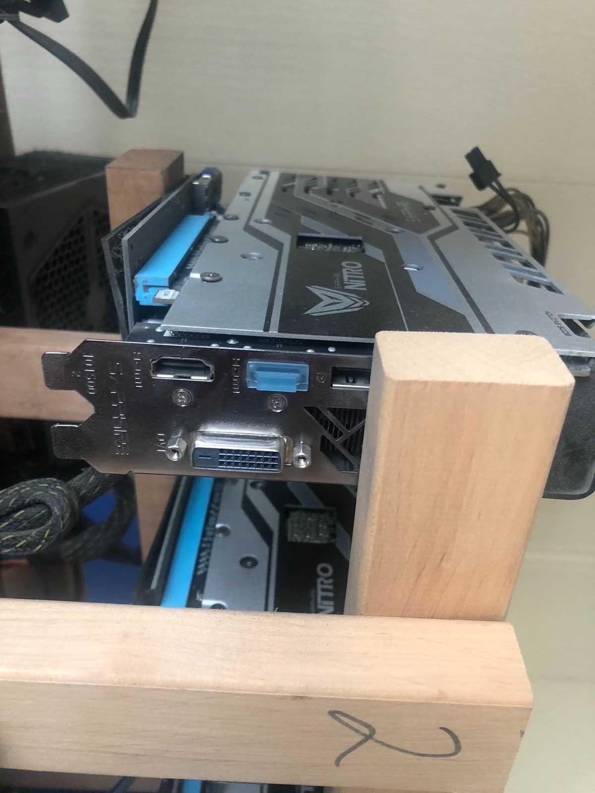 Продам видеокарты ,материнку,процецор  на 16 карт rx 480-580 Sapphire.