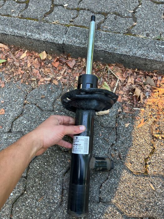 Амортизатор передний octavia