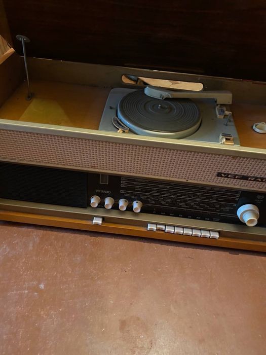 Радіола vef radio 1965 (раритет)