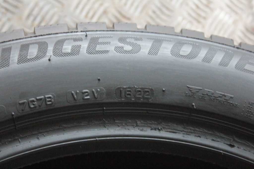 275/45/20 Bridgestone Blizzak LM 001 275/45 R20 110V XL RSC RFT 22r
