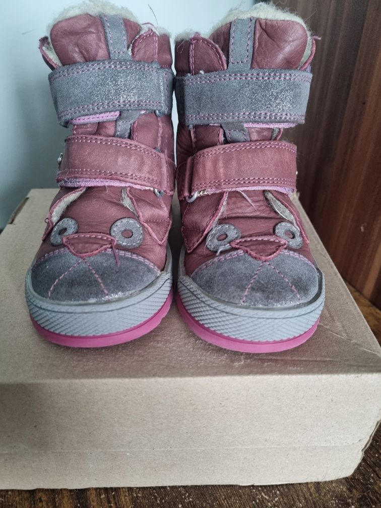 Buty Bartek rozmiar 24 .