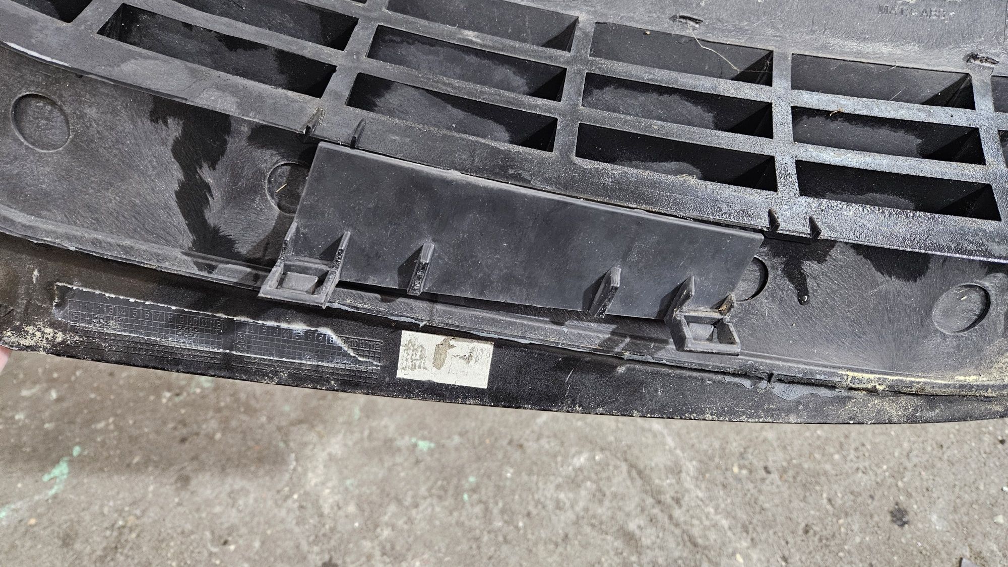 Grill irmscher atrapa zderzaka przód przedniego opel astra h gtc cabri