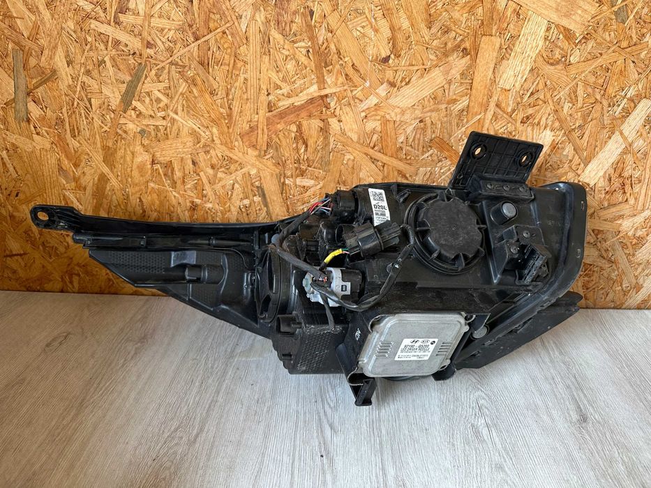 KIA NIRO I Фари передні