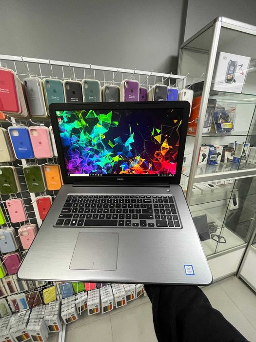 Великий 17.3  ноутбук dell Inspiron 5767 ips fullhd i5 7200u 16gb SSD