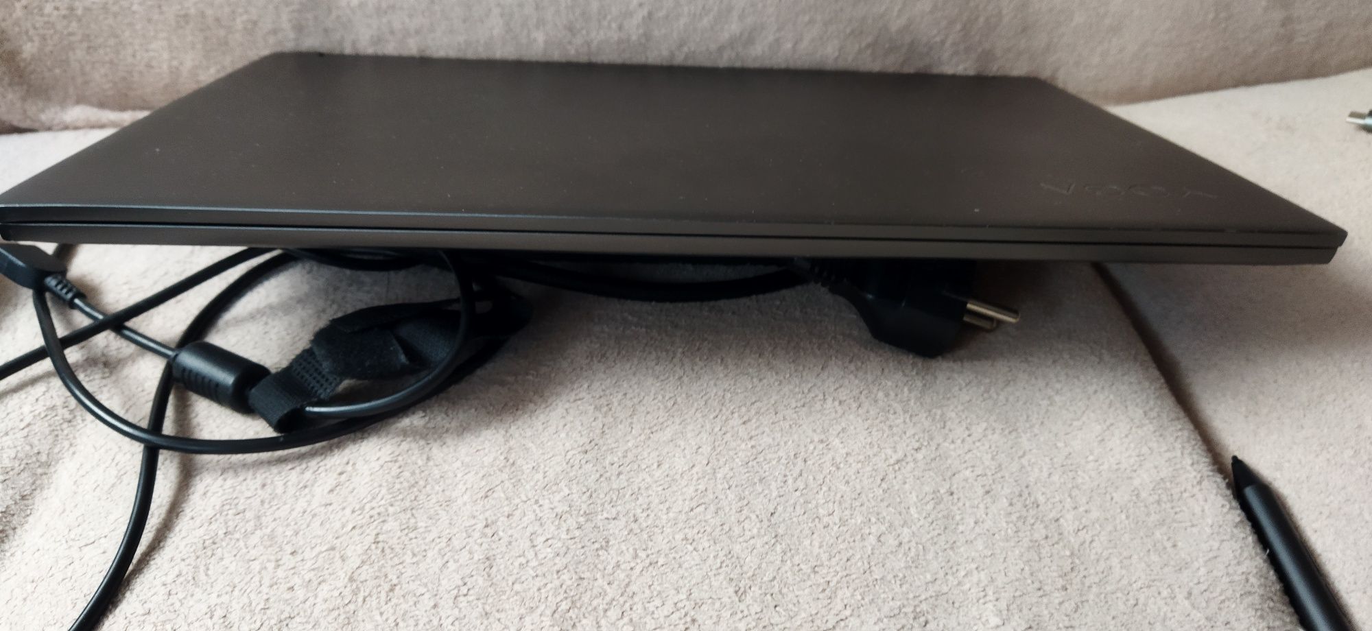 Lenovo Yoga 730-15ikb, I5-8gen,8GB,SSD 512,ekran 15,6