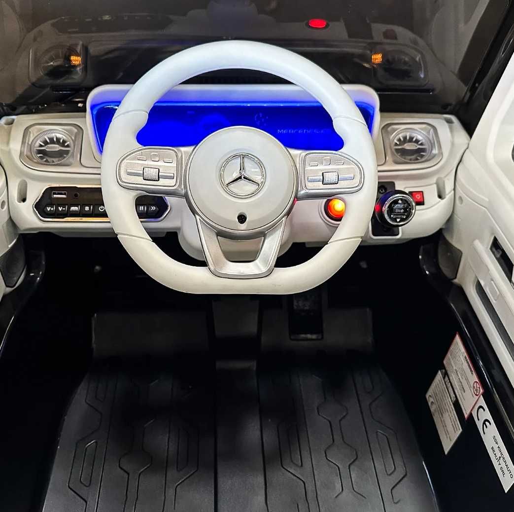 Samochód MERCEDES AMG G Klasa 4x4 Auto AKUMULATOR Elektryczny 2 DZIECI