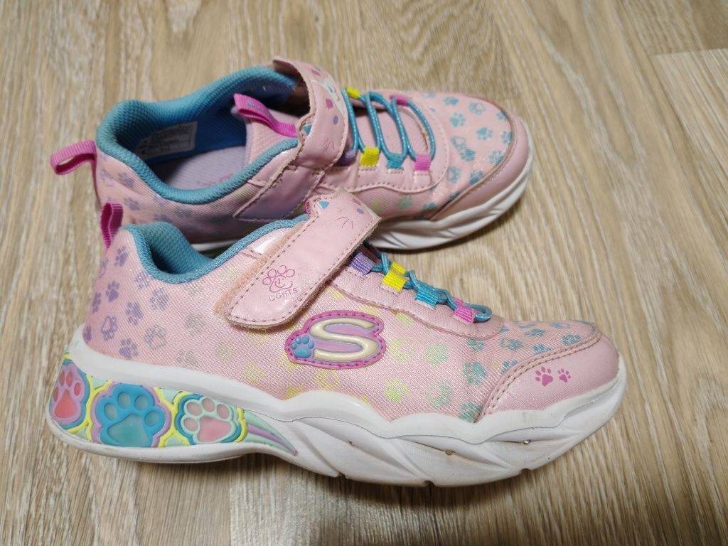 Кроссовки skechers