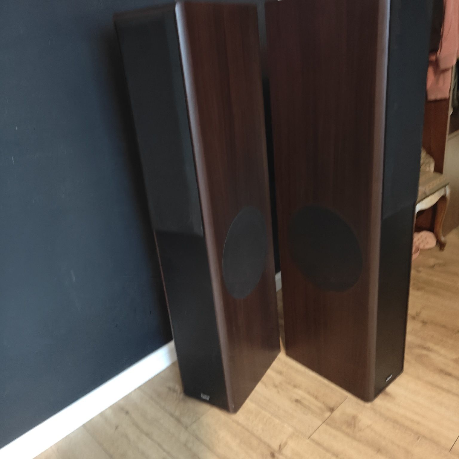 Kolumny monitor supreme center 2500
