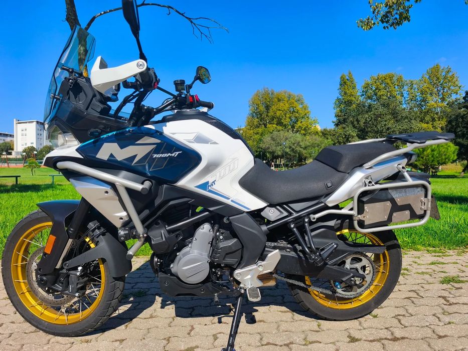 CF Moto 700MT ADV