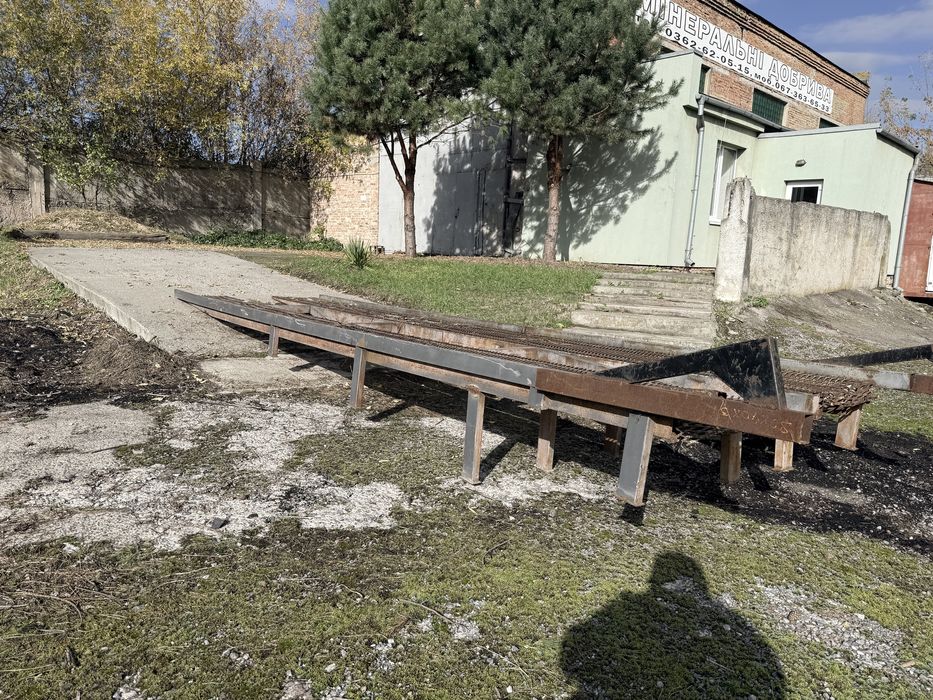 Здається в оренду склад з офісними та побутовими приміщеннями під виро