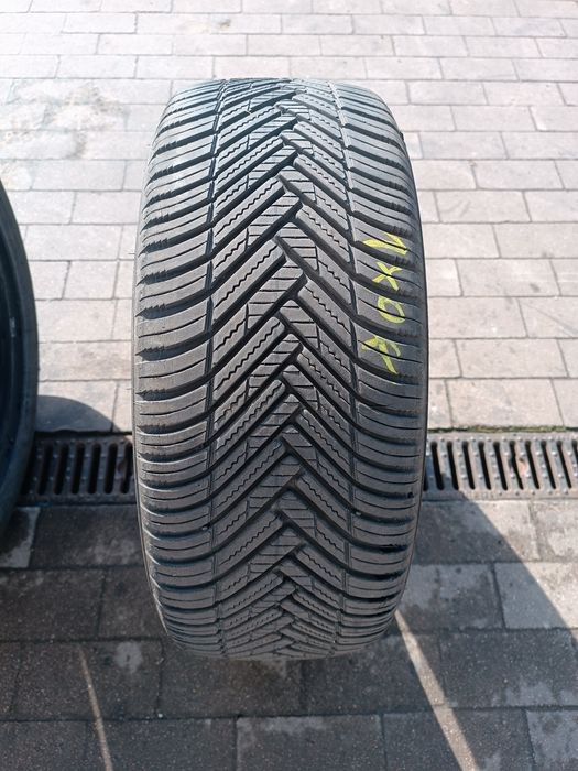 225/45R17  Hankook Kinergy 4S2 4-seasons