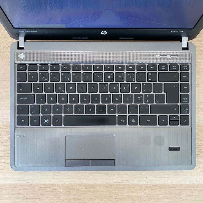 Computador portátil HP ProBook 4340S i5 8/240gb 13.3" c/carregador