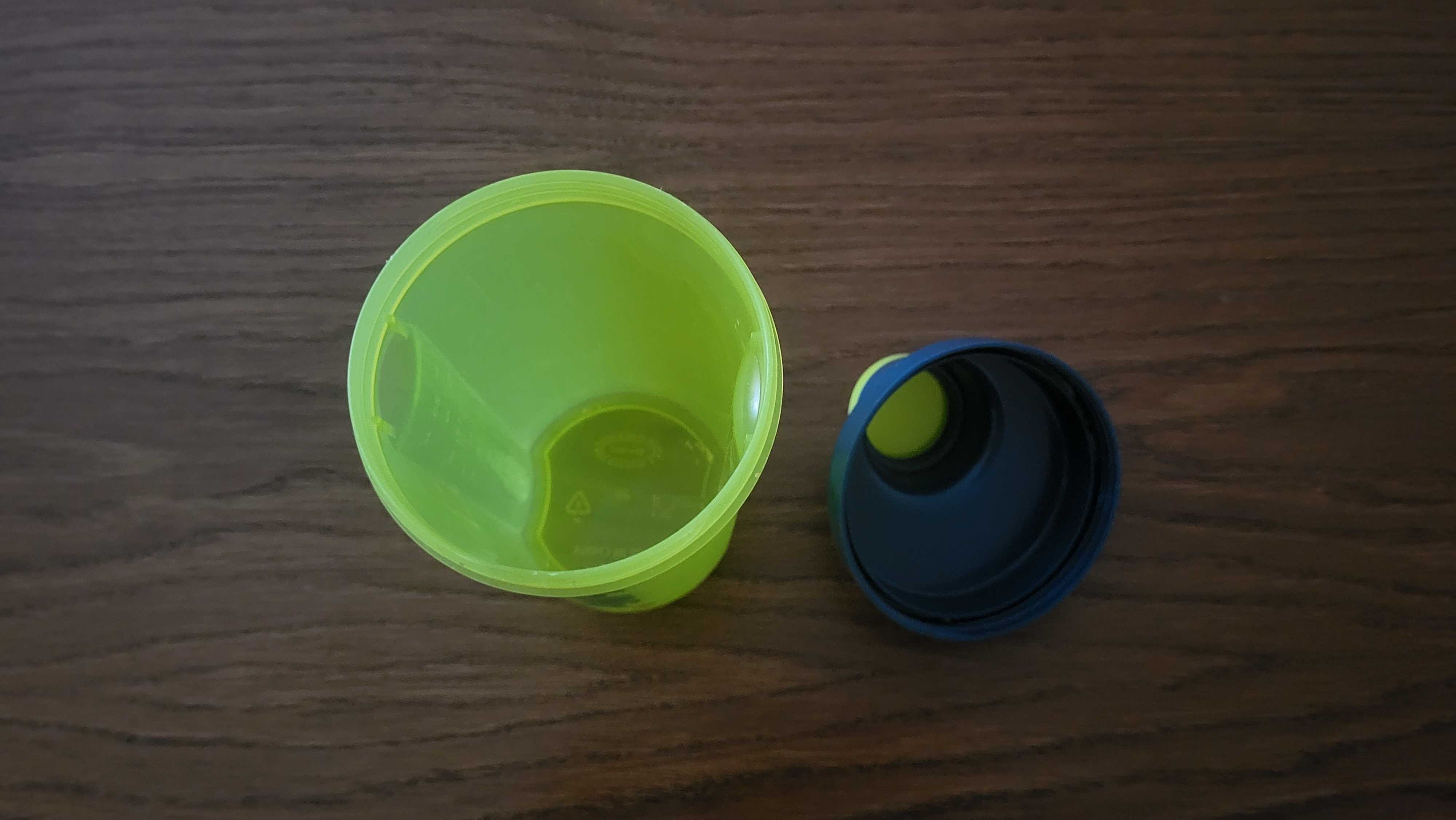Nowy Shaker żółty Rossmann