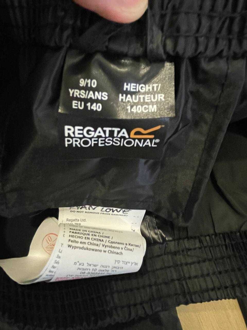 Водонепроницаемые штаны Regatta professional 9-10лет грязепруф дождеви