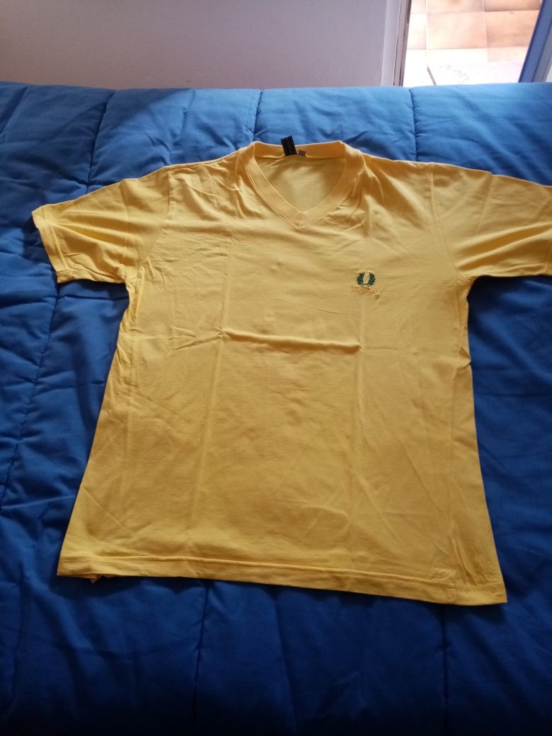 T-shirt homem tamanho s marca mundo das malhas