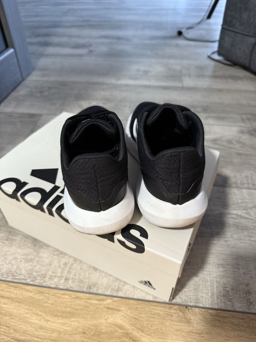 Кросівки adidas оригінал