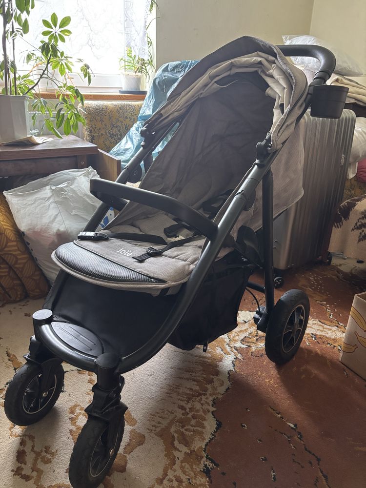 Wózek spacerowy joie