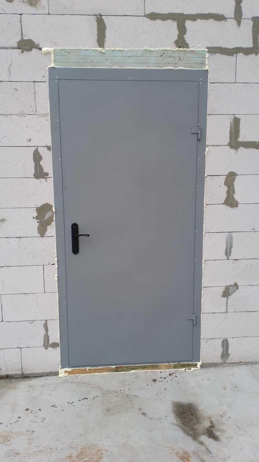 Вхідні технічні двері/Входные технические двери