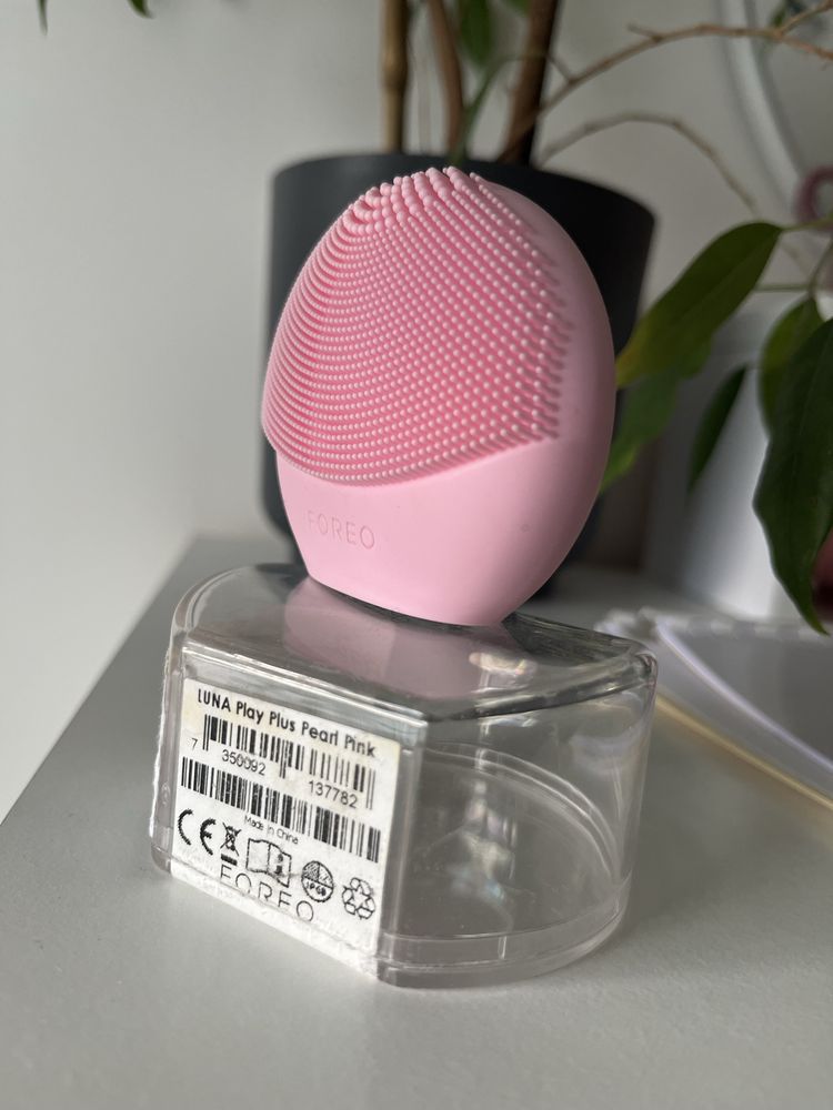 Foreo Luna Play Plus Pearl Pink, soniczna szczoteczka