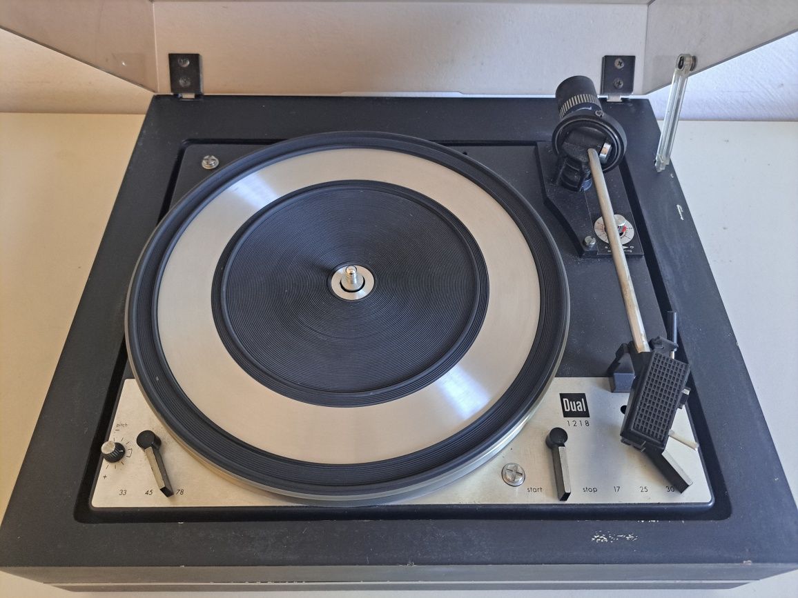 Вініловий програвач Saba dual 1218