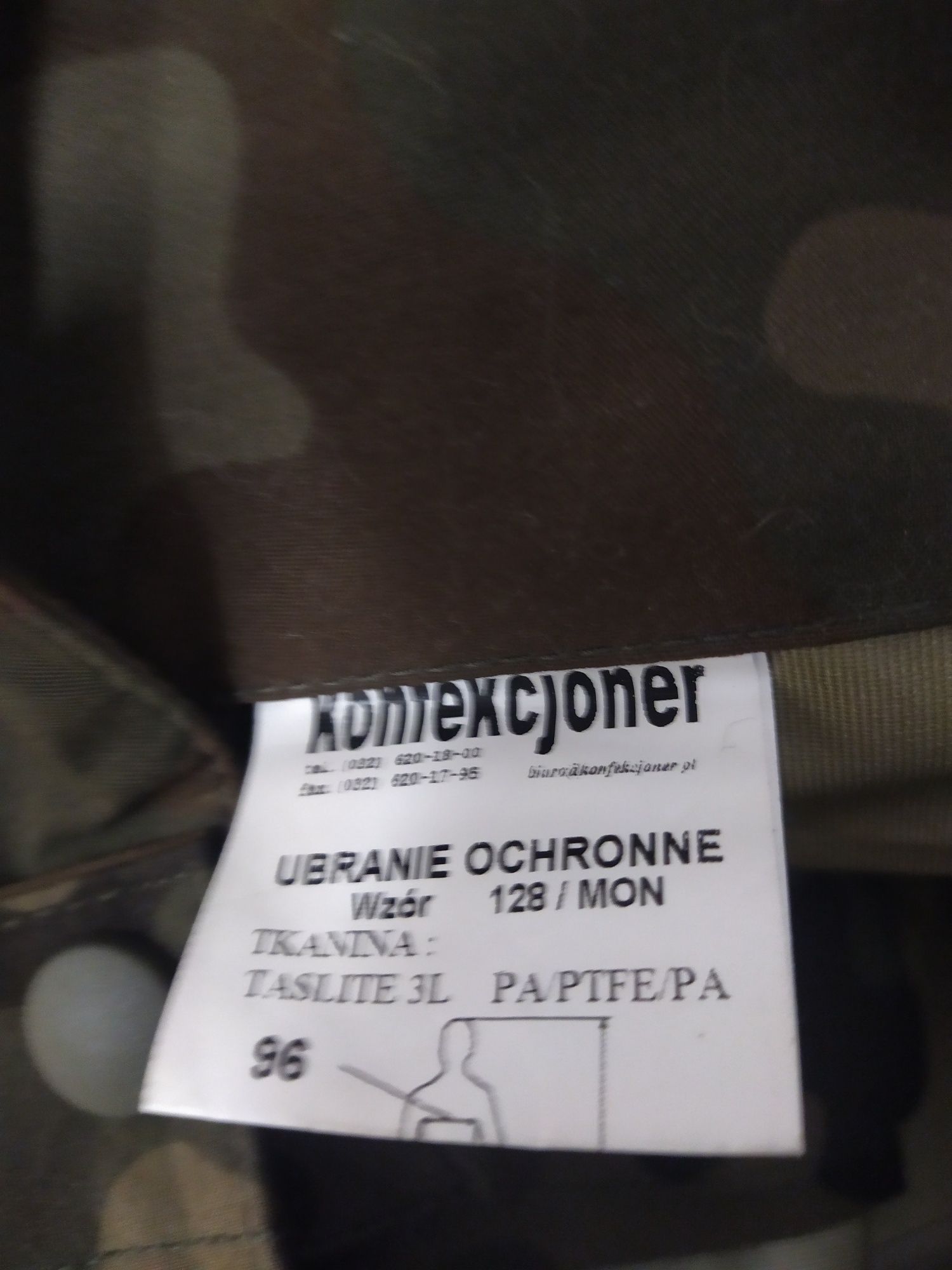 UBRANIE OCHRONNE

wzór 128/MON

gore-tex . Zamienię