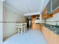 T2 Vialonga com terraço e box - Flamenga