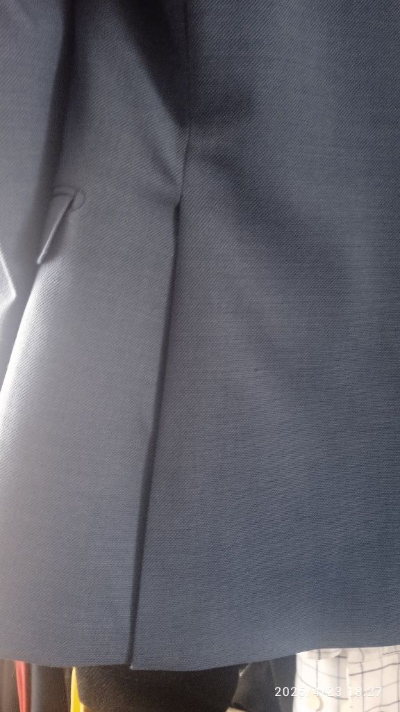 Fato usado 1 vez Suit Inc