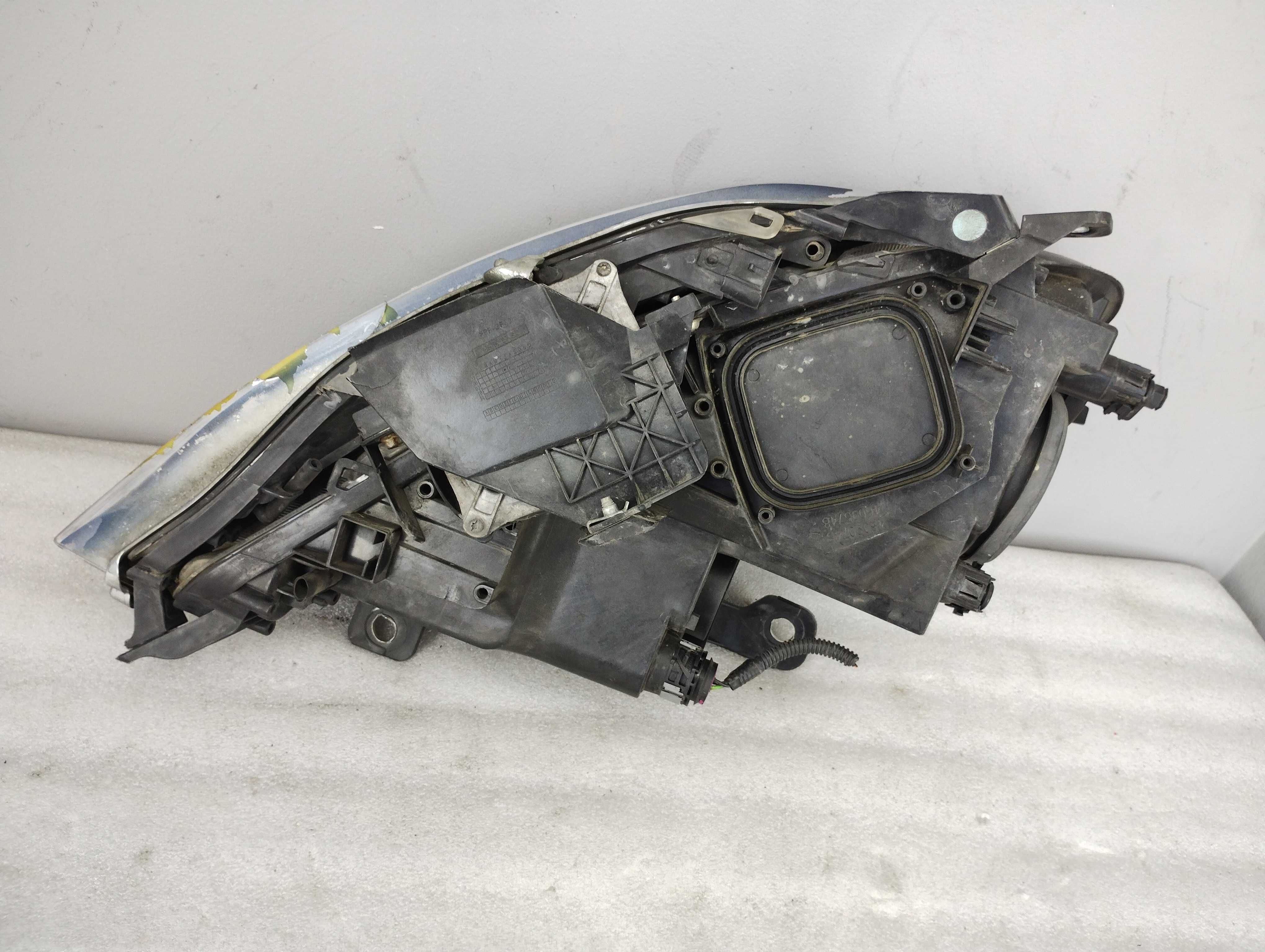 Lampa Reflektor Lewy Lancia Delta II LED DRL